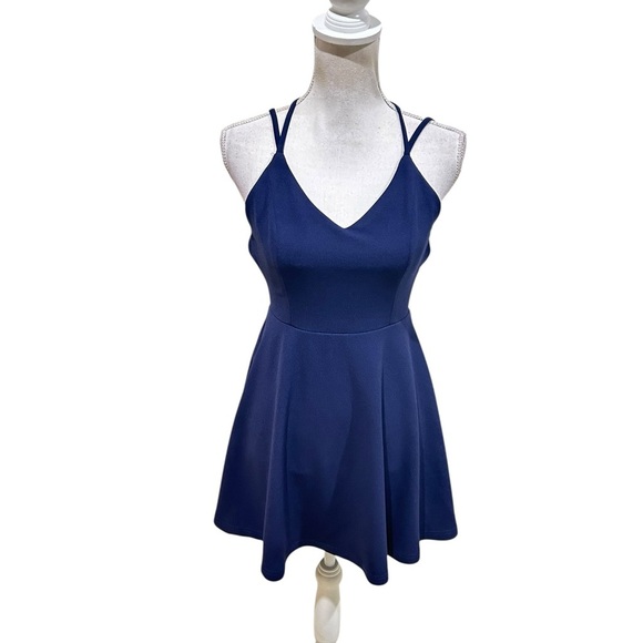 Lulu's believe in love Navy backless criss cross straps Mini skater Dress small - Picture 5 of 15